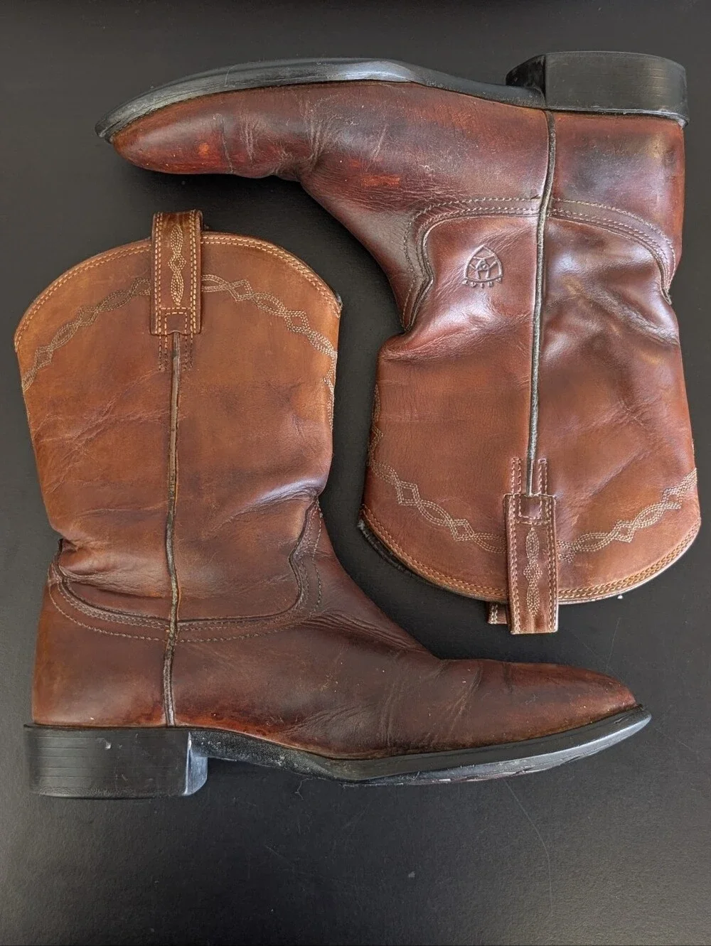 Ariat | Brown Leather Cowboy Boots, Mens Size  9 D (FLAWS) - Picture 7 of 16